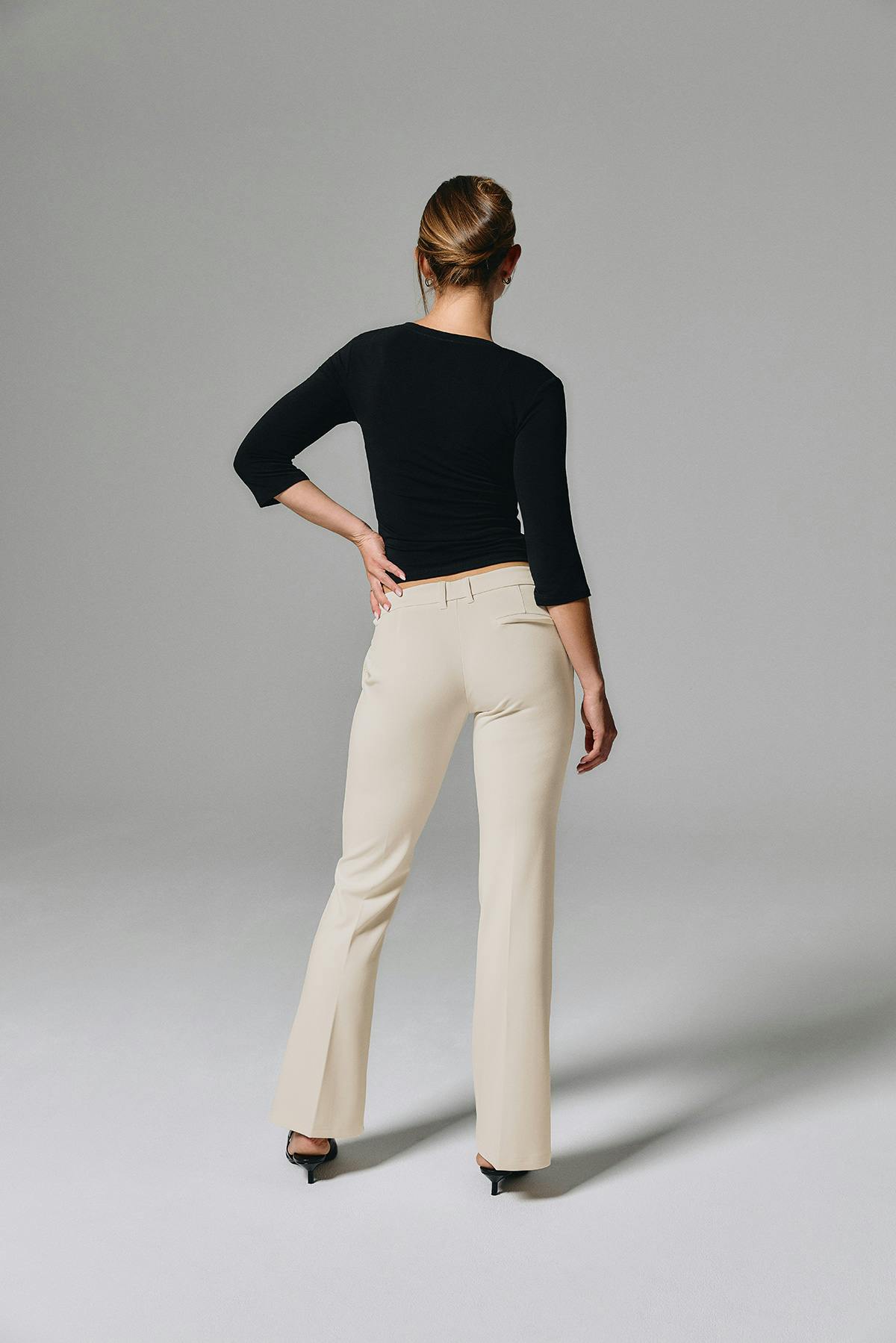 Low waist straight trousers - Tofu