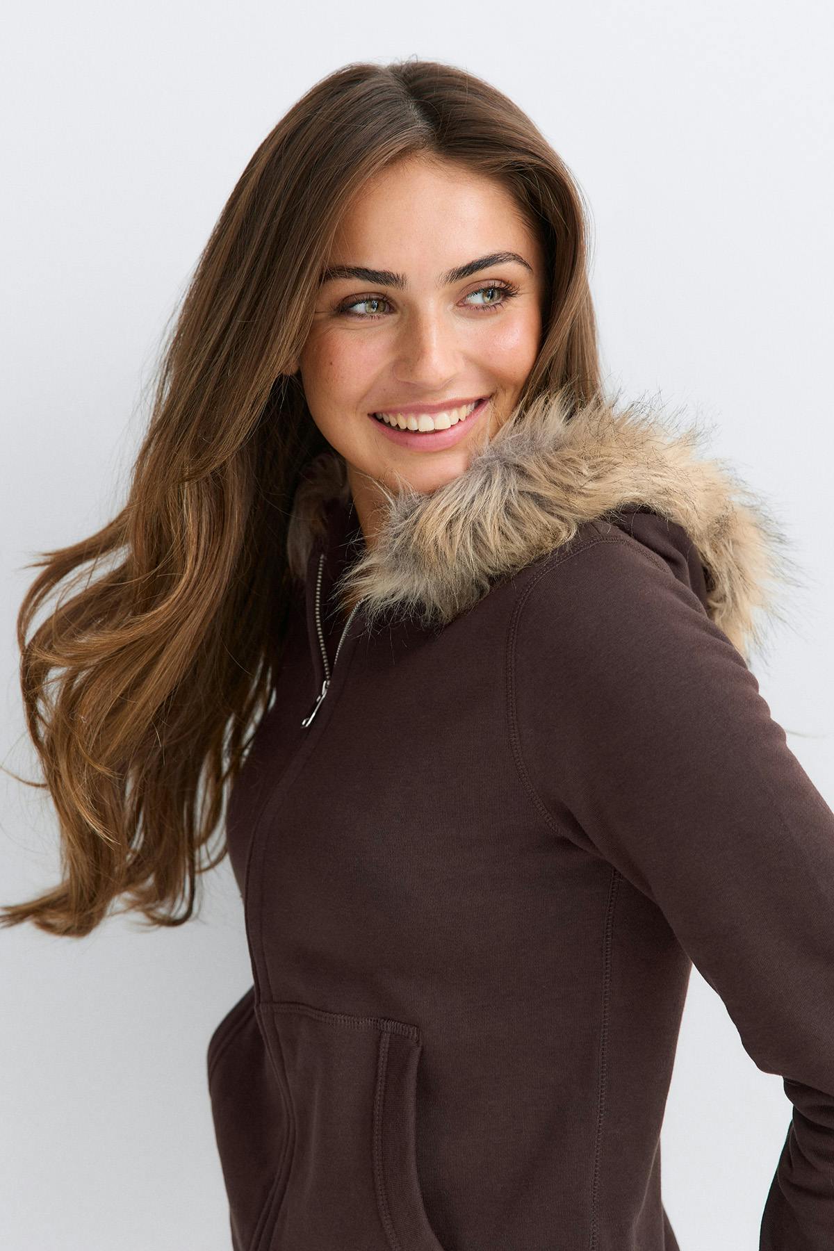 14+ fur hoodie - Mole
