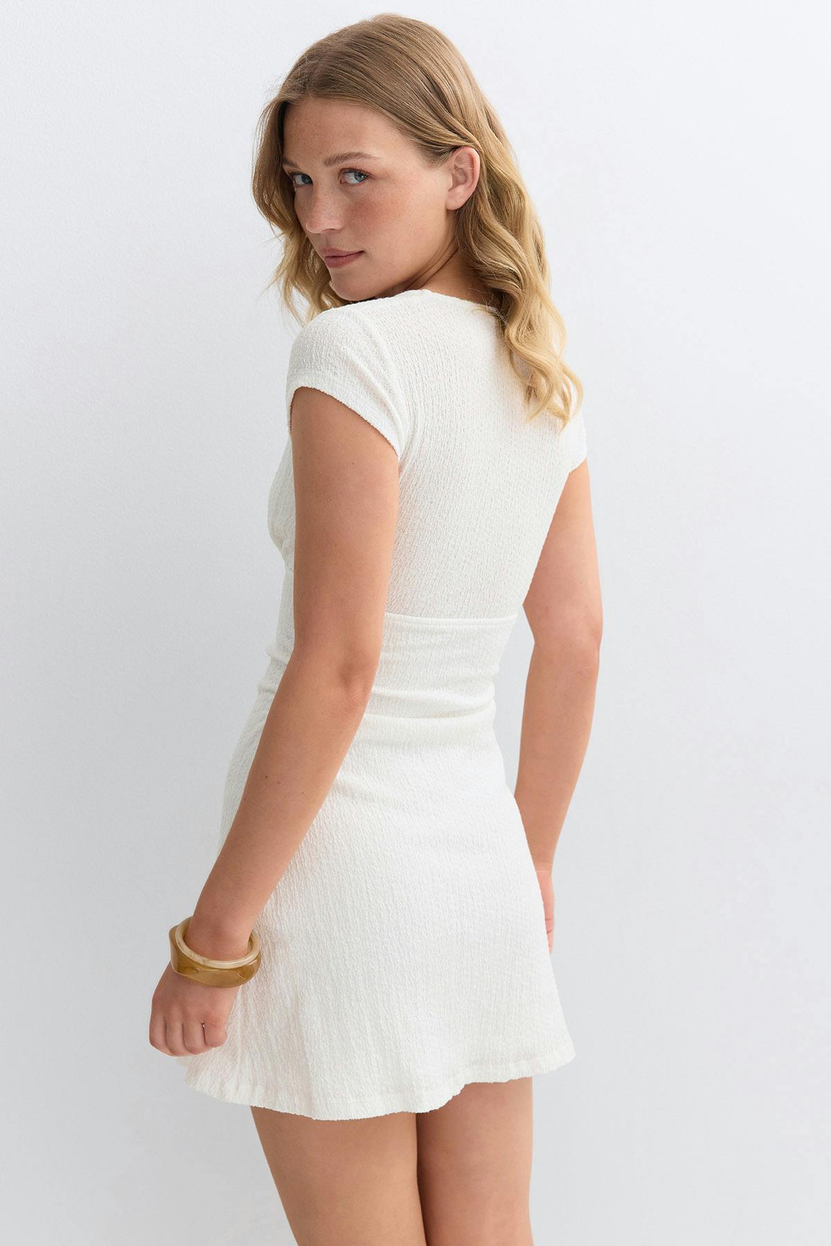 Textured mini dress - Blanc cassé