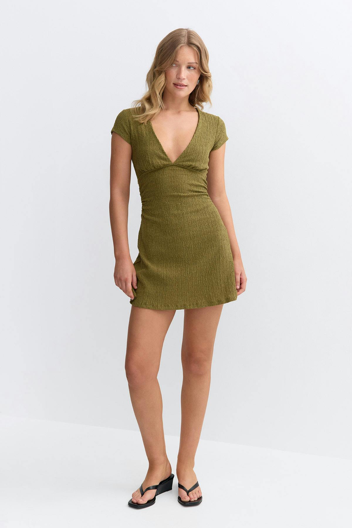 Textured mini dress - Brook green
