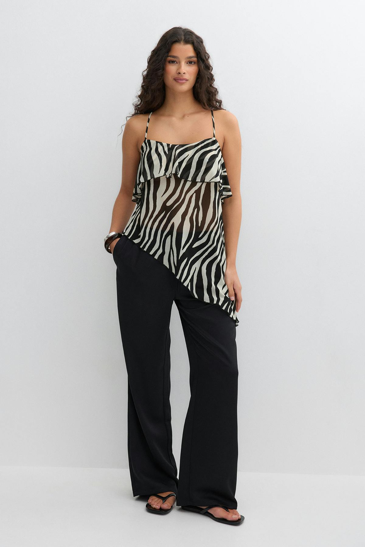 Asymmetric frill singlet - Zebra