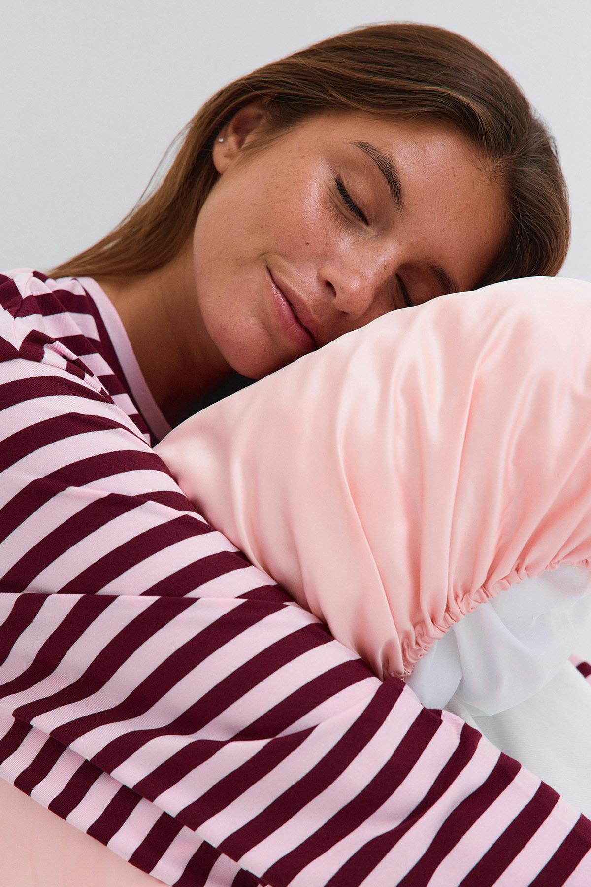 Satin pillow cover - Dusty pink