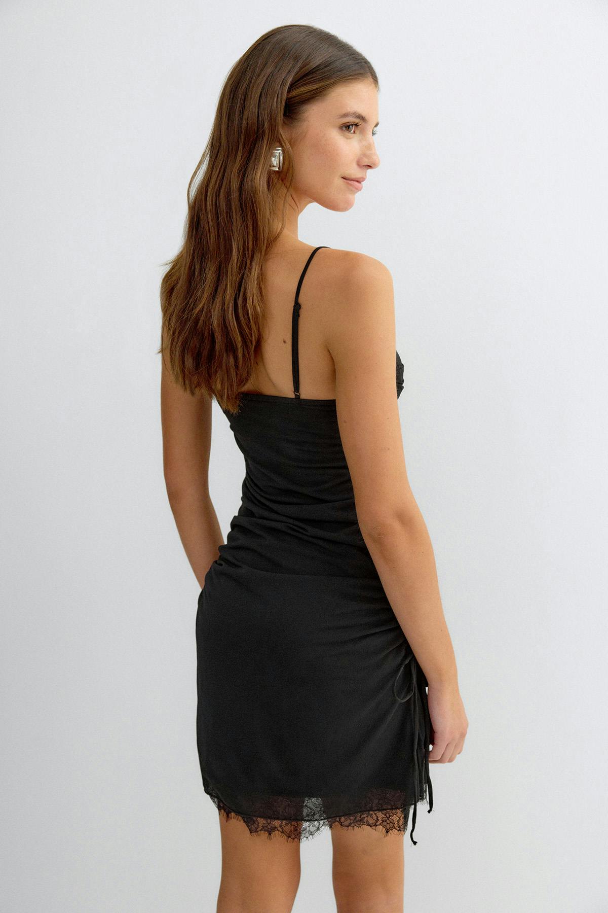 Lace detail strap dress - Smallspringflo