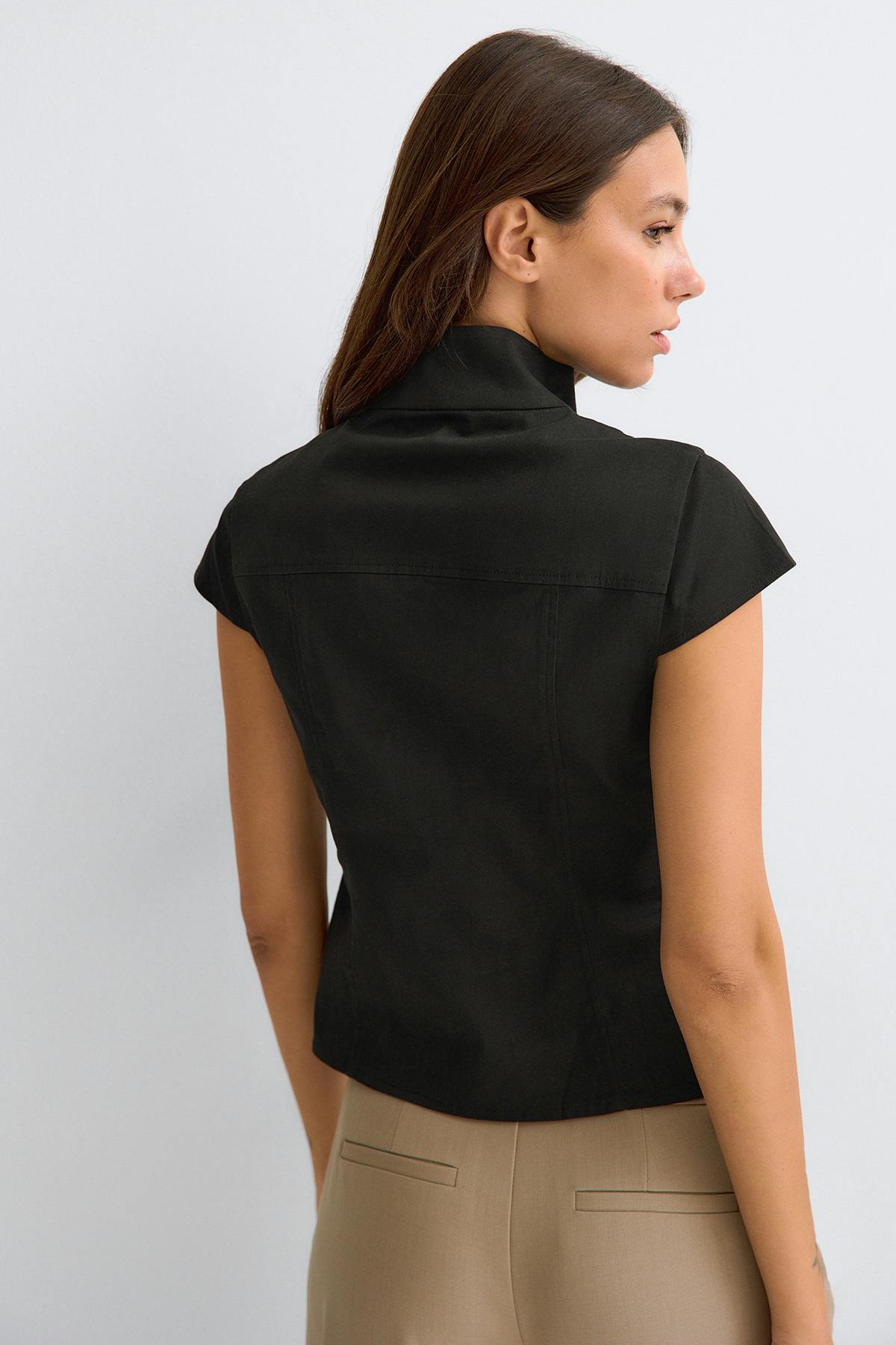 Button up top - Noir