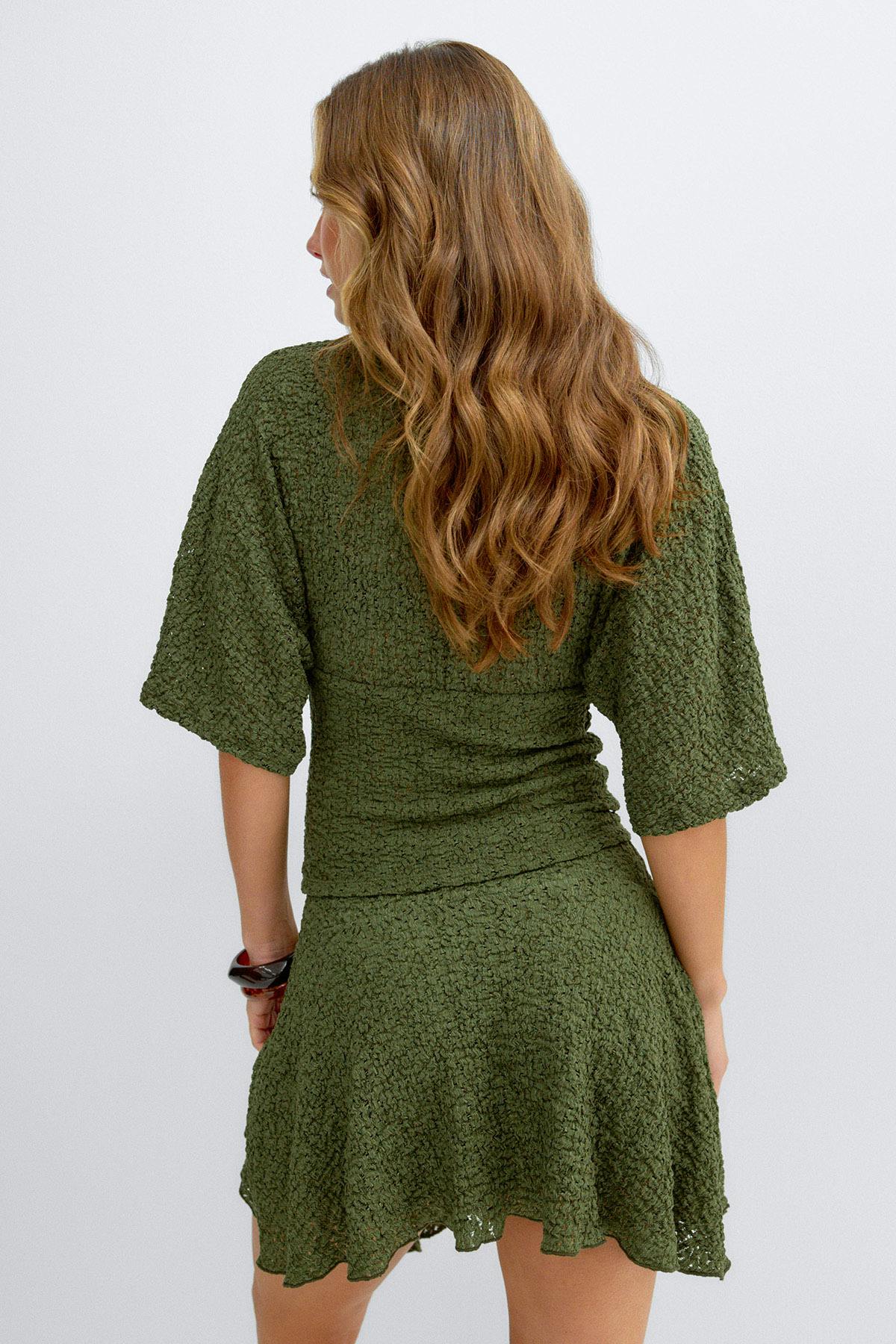 Textured v-neck top - Cypress