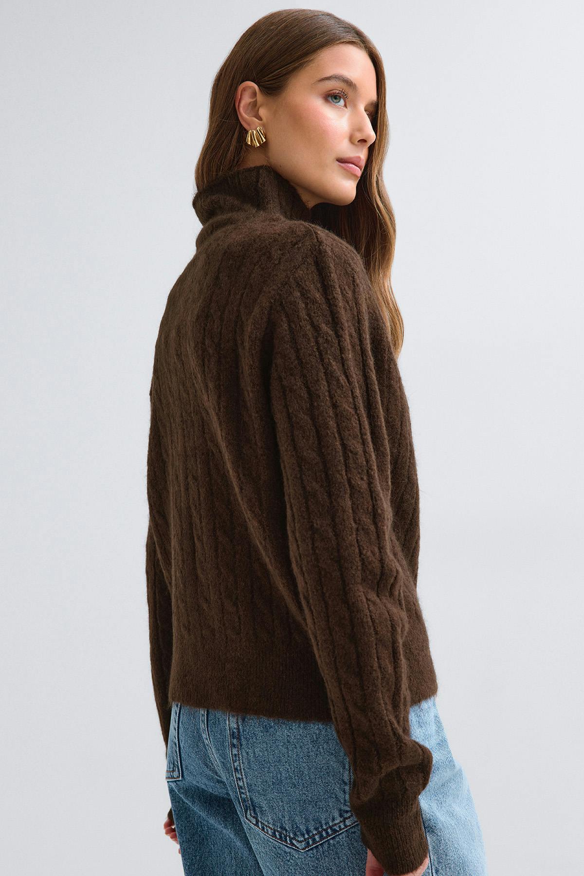Knitted cable cardigan - Chocolate brown