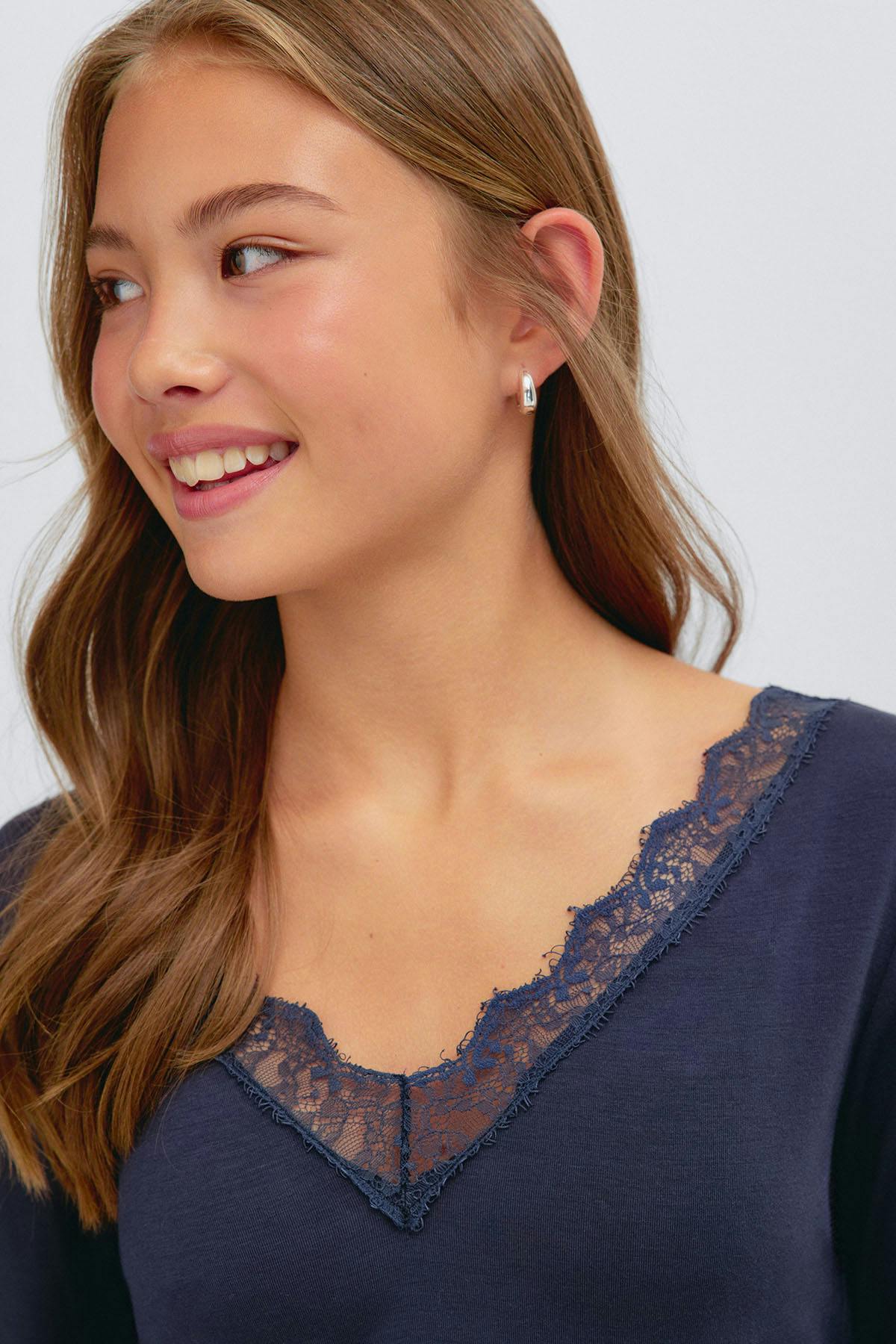 Y lace quarter sleeve top - Navy blazer