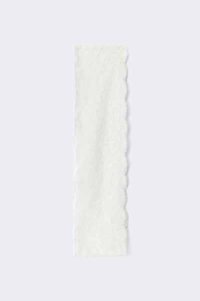 14+ lace detail belt