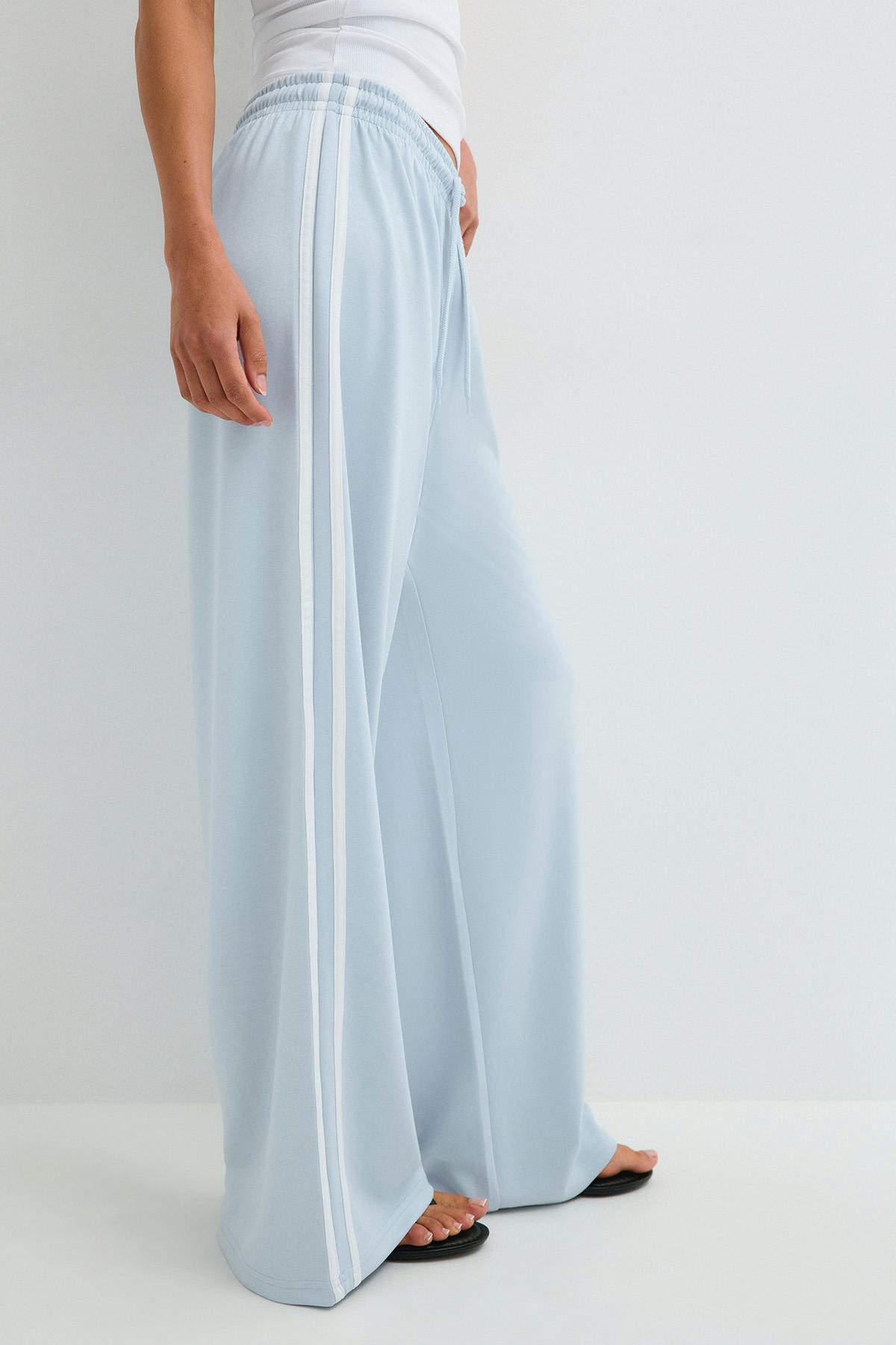 Sporty wide trousers - Marron foncé