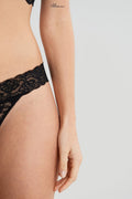 string - Noir